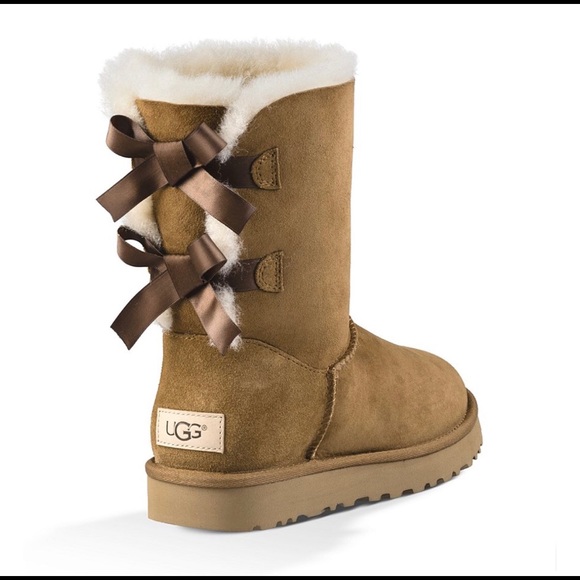 UGG Shoes - UGG, Bailey Bow II Chestnut EUC Boots Sz 7
